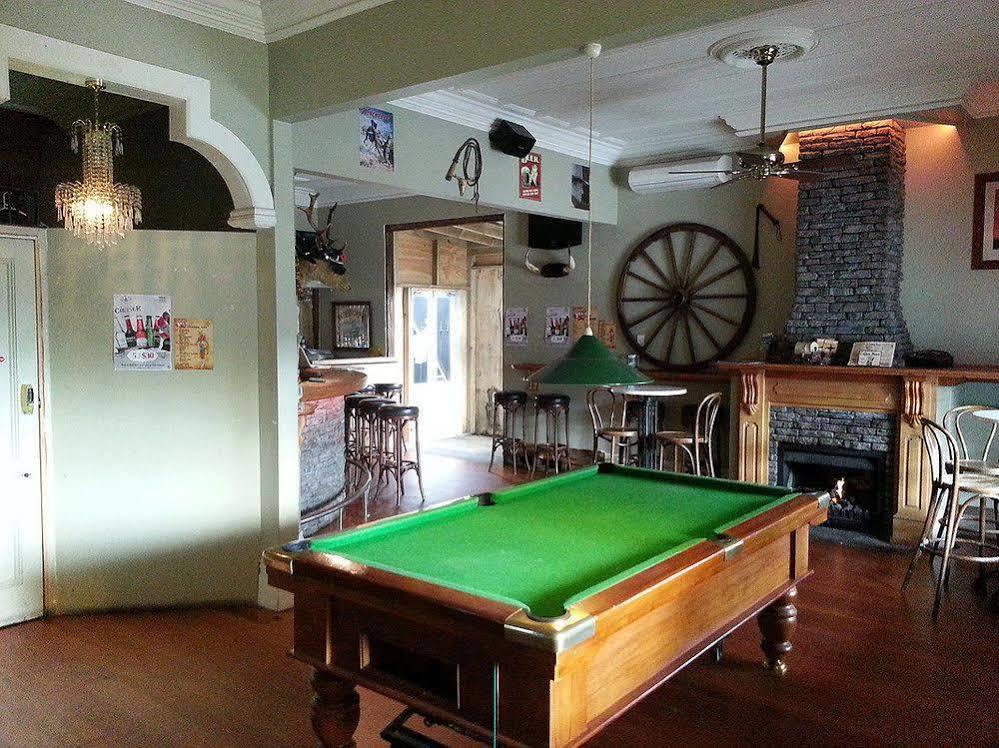 Shooters Saloon Hotel & Cabins 奥克兰 外观 照片